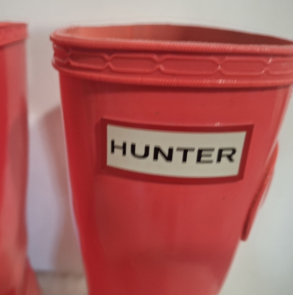 Hunter Women's Winter Rain Boots - Bright Pink/Salmon Color, Size 11. - Picture 6 of 12